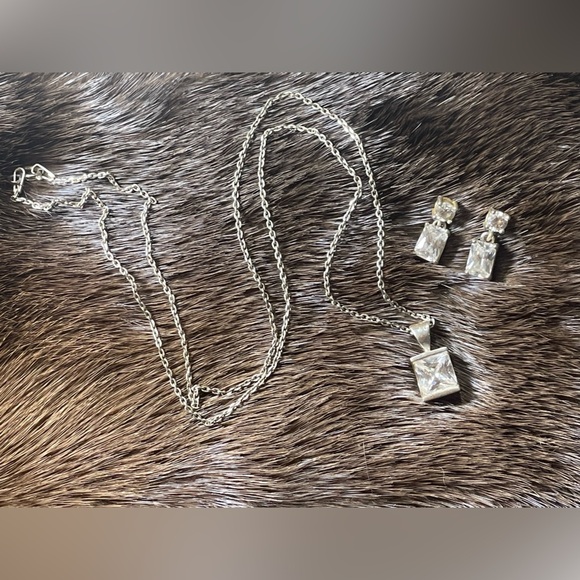 ✨ Vintage Sterling Silver Italian 925 Necklace with Crystal Pendant Earring Set✨ - Picture 8 of 16